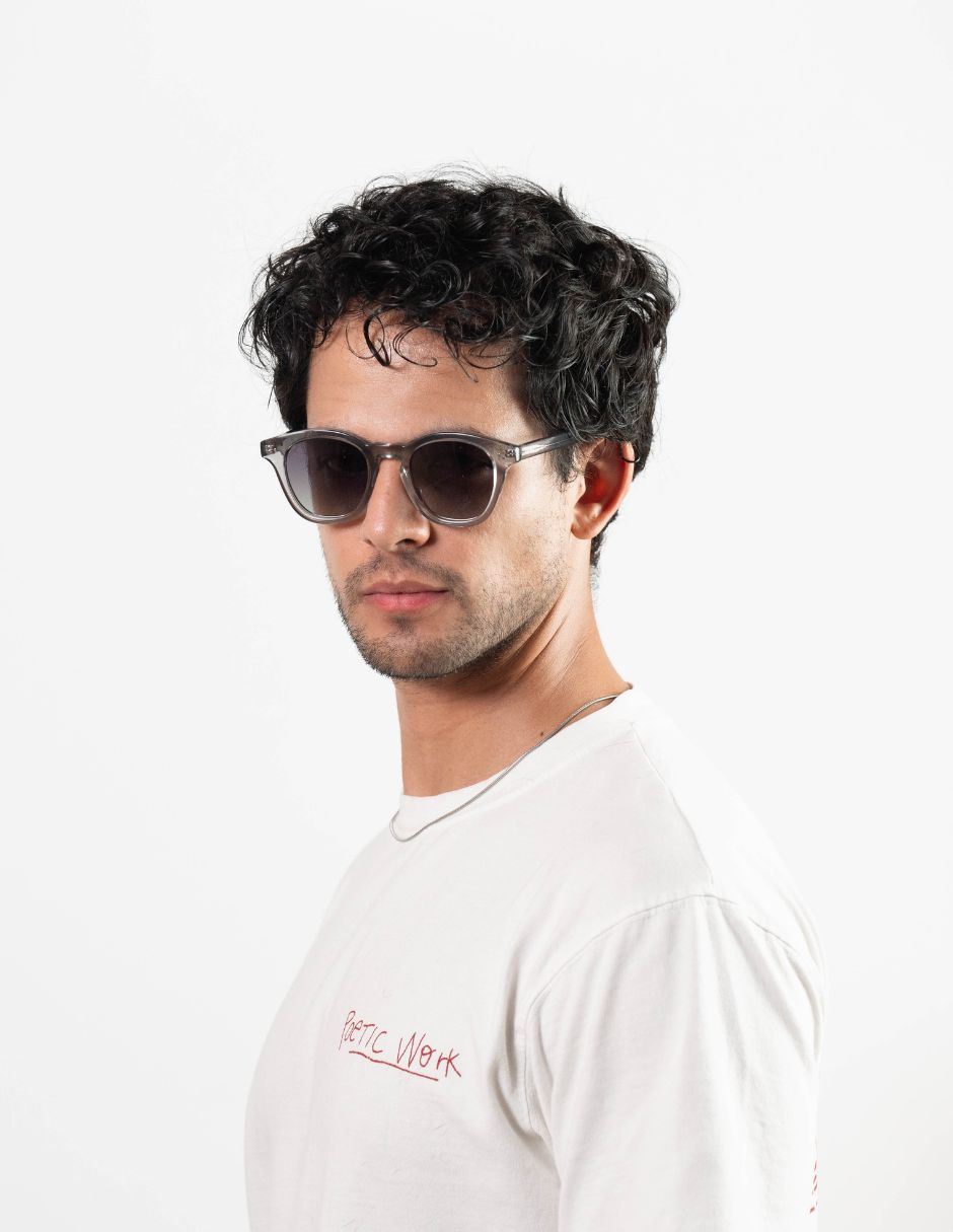 Lilac Transparent Gradient